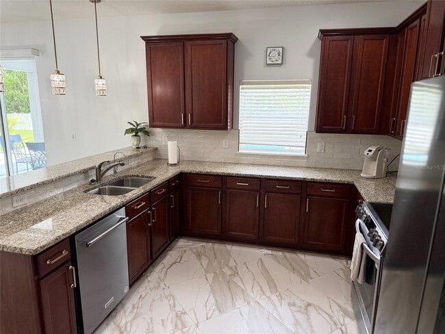 Building Photo - 12236 Fairlawn Dr