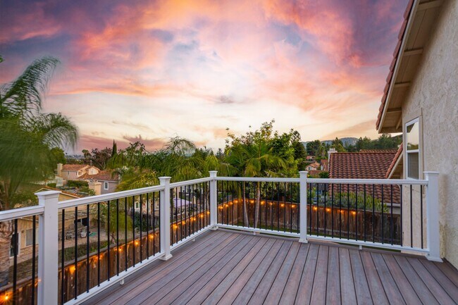 Building Photo - Exceptional Escondido Living — 4 Bed | 3 B...