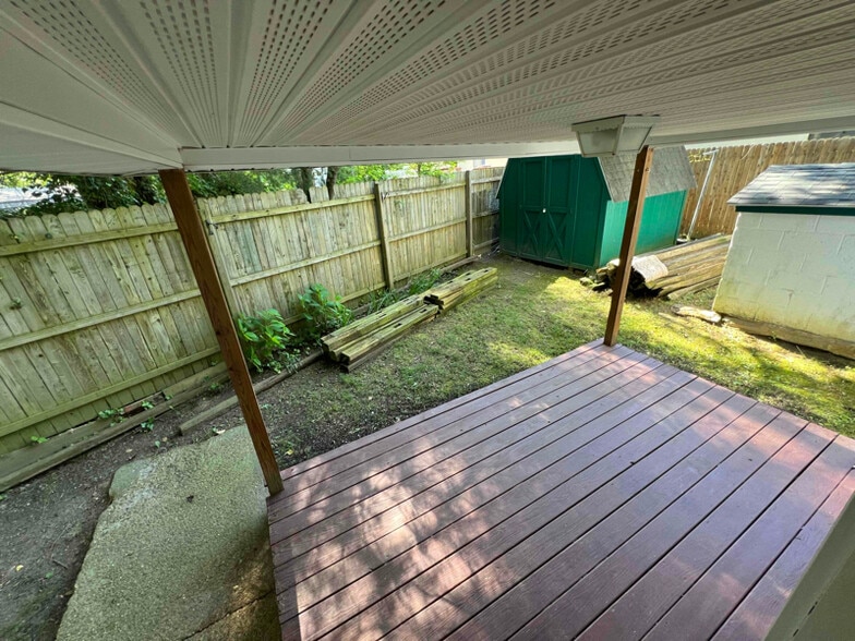 Building Photo - 20545 Adkins Rd