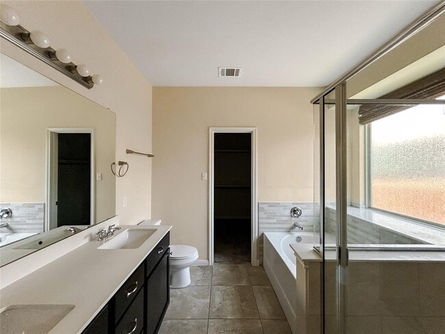 Building Photo - 512 Canadian Springs Dr
