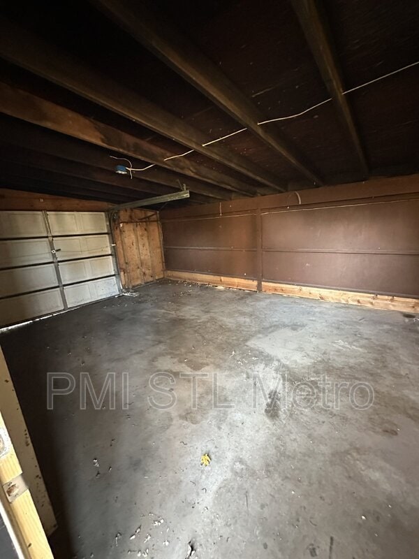 Building Photo - 8439 Alder Ave