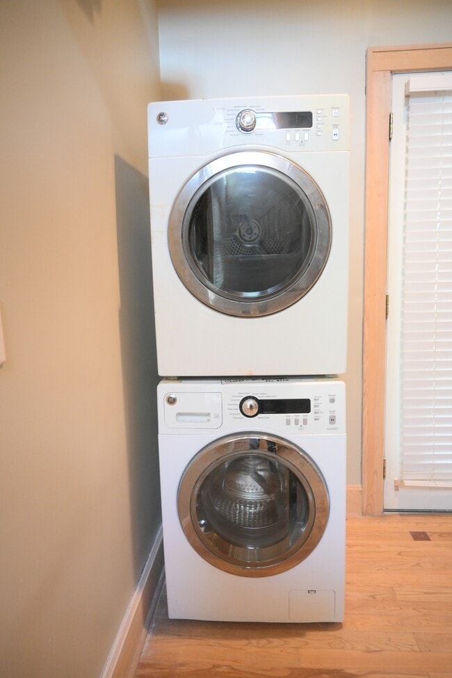 Building Photo - 1154 Cottage Rd