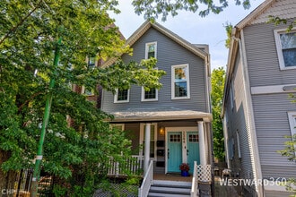 Building Photo - 2344 N Oakley Ave