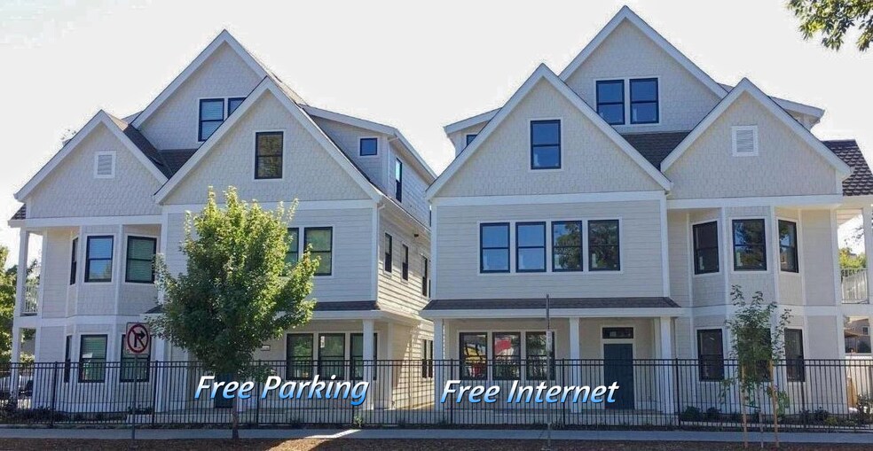 Free Parking, Free Internet - 1524 F St