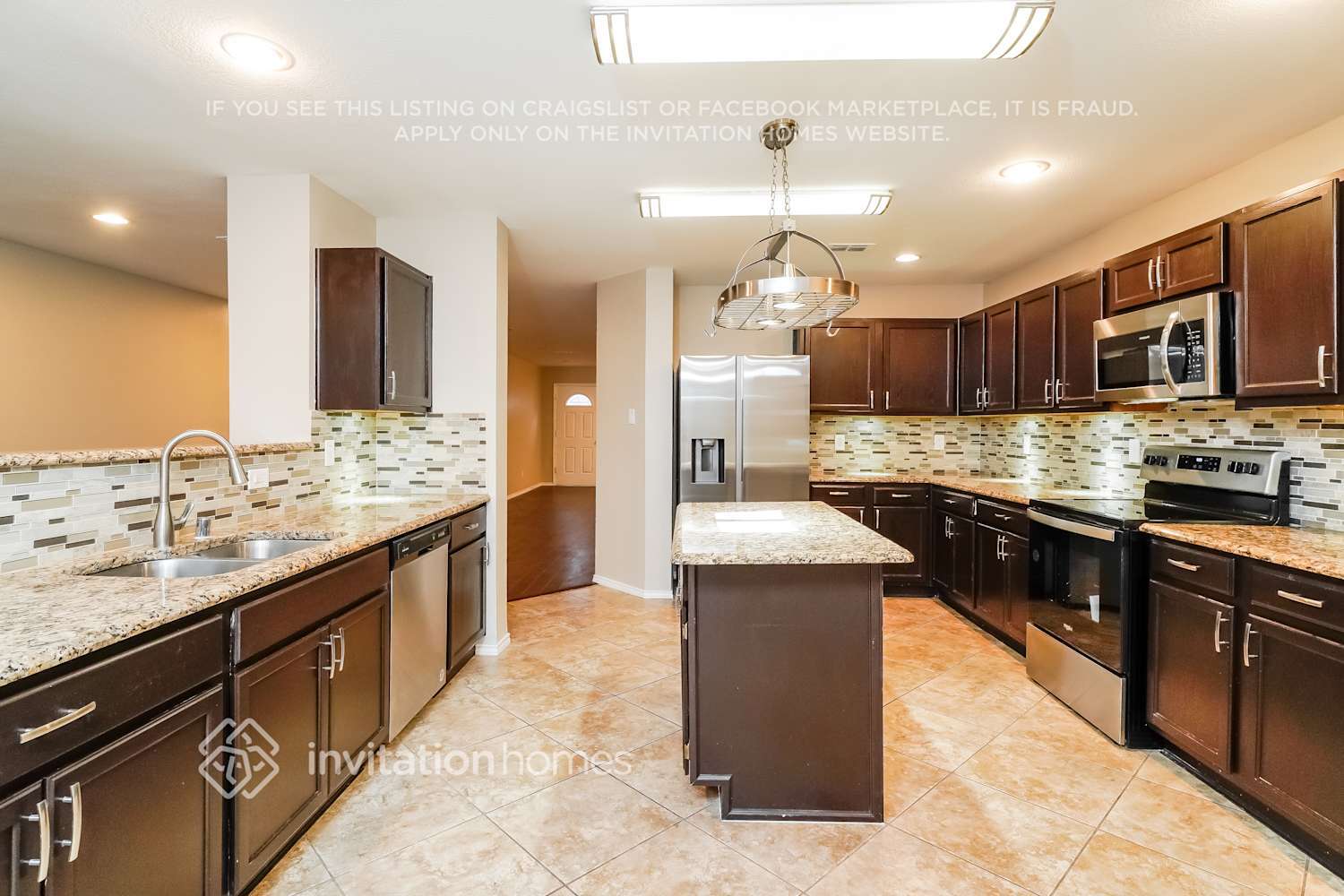 Building Photo - 8000 Stowe Springs Ln