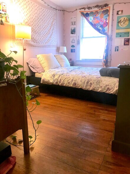 Building Photo - 189 South St