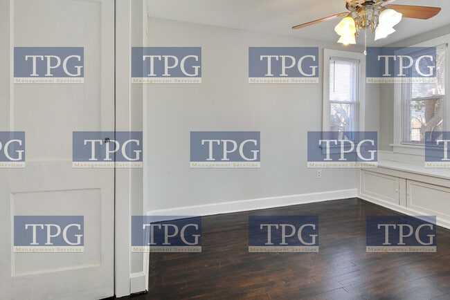 Building Photo - 573 S Crescent Ave
