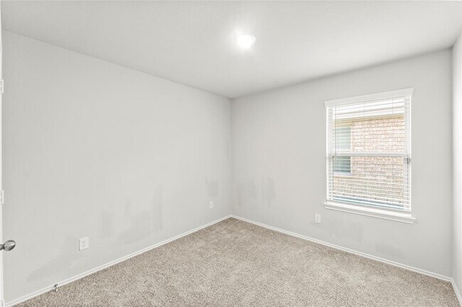 Building Photo - 20926 Belmont Village Wy