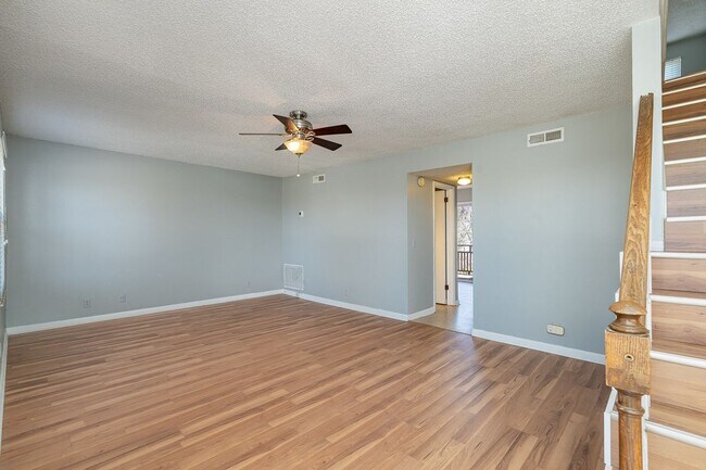 Building Photo - 5510 Country Dr