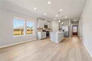 Building Photo - 14235 Rolling Pastures Dr