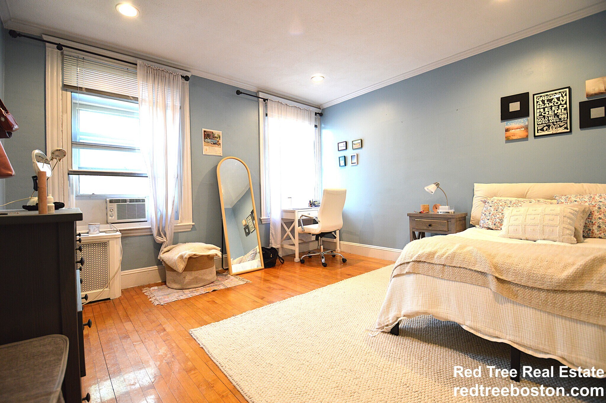 Building Photo - 1793 Beacon St