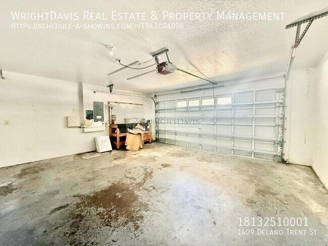 Building Photo - 1409 Delano Trent St