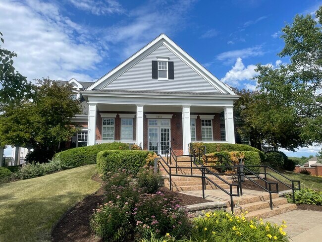 Building Photo - 2772 Cranston Cir