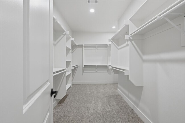 Building Photo - 1229 Bunker Dr