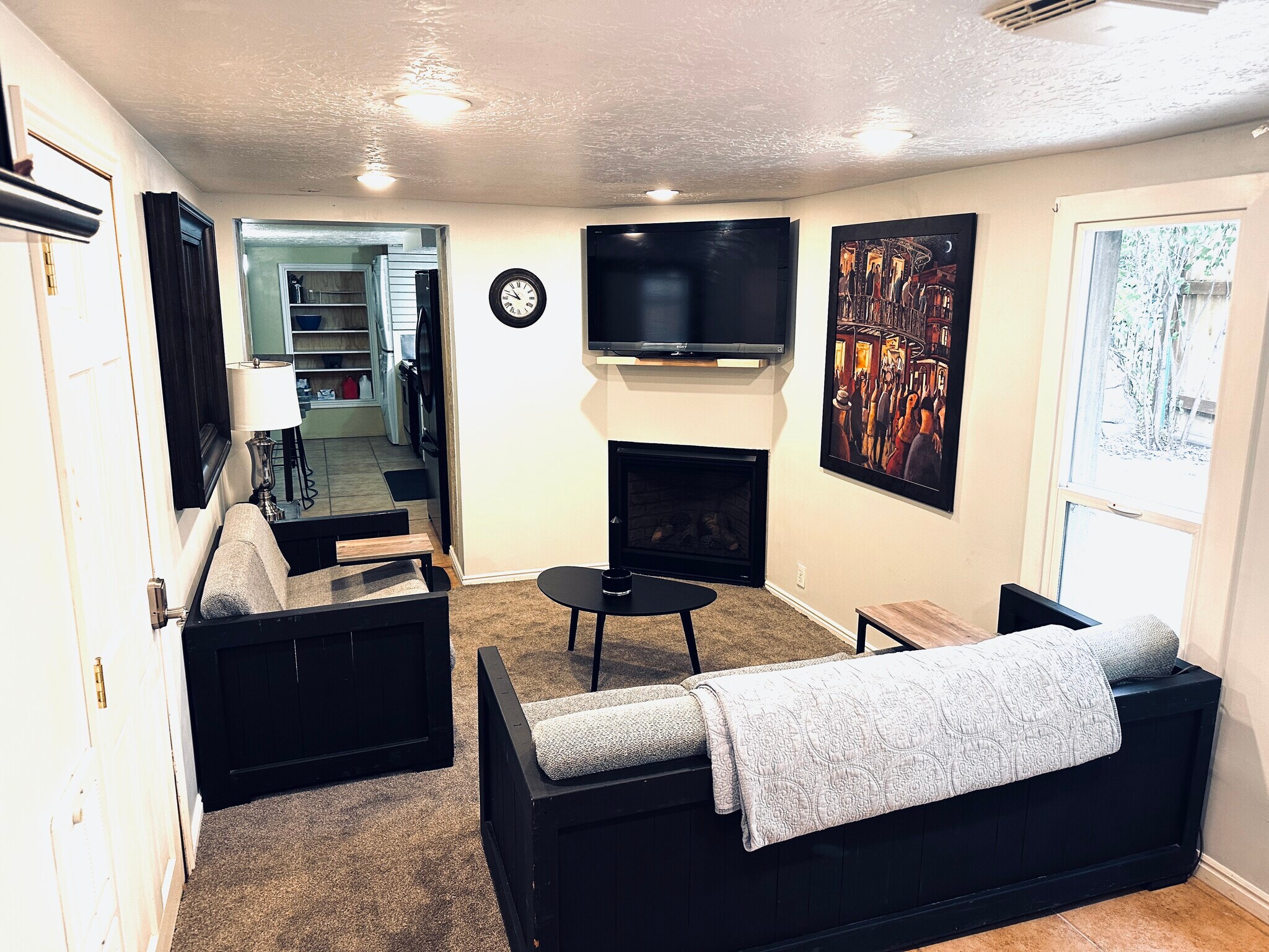 Building Photo - 2718 E Commonwealth Ave