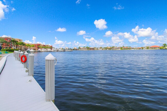 Building Photo - ** SMOKEHOUSE BAY OF MARCO ** 2/2 SEASONAL...