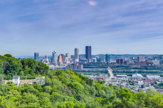 Building Photo - Available August - Check out this beautiful 2 bedroom w/ city views!