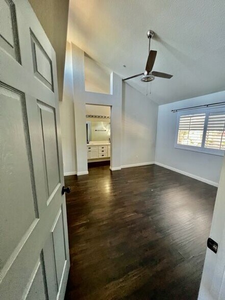 Building Photo - 11808 Letini Dr