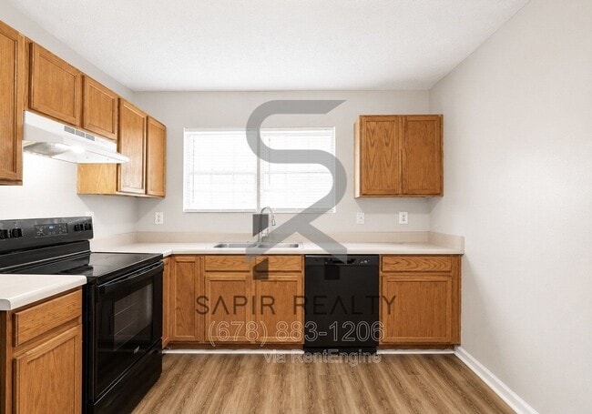 Building Photo - 105 Inverness Trce