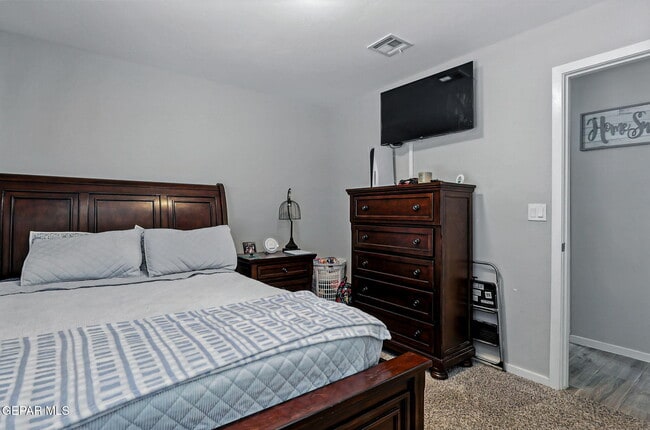 Building Photo - 404 Villa Ysleta