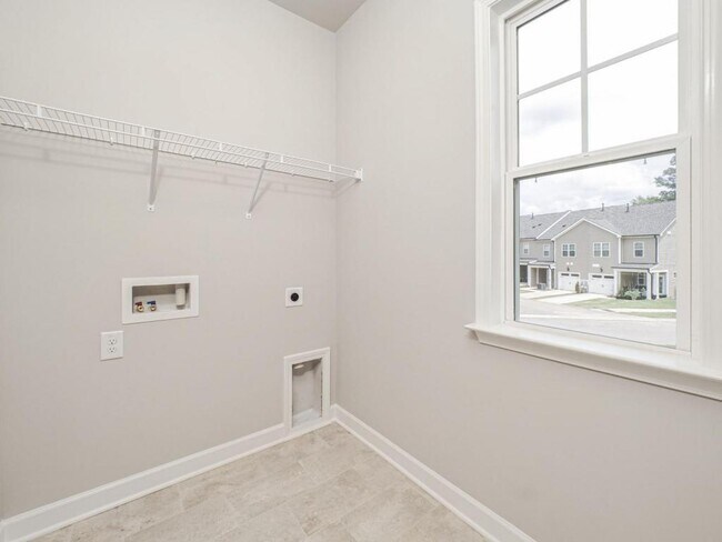 Building Photo - 312 Conrad Ln