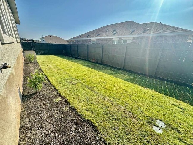 Building Photo - 4104 Home Pl Rd