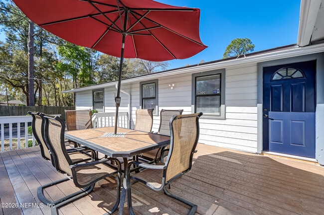 Building Photo - 11321 Deep Ln