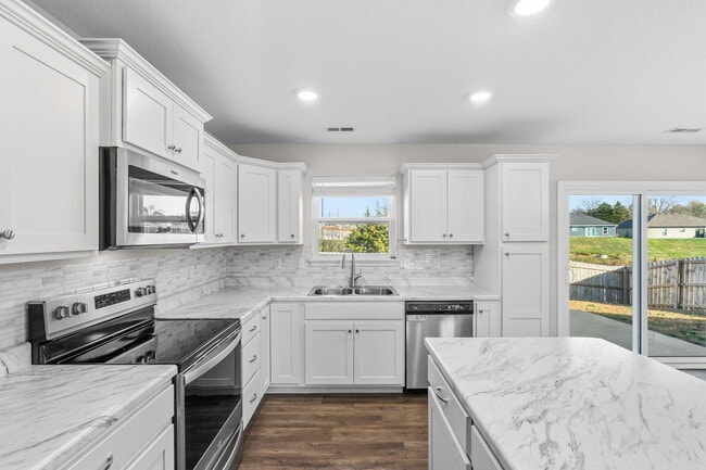 Building Photo - 5556 Sweetgum Cir