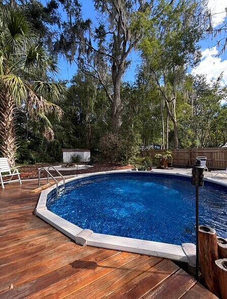 Building Photo - 915 NW 13th Ave