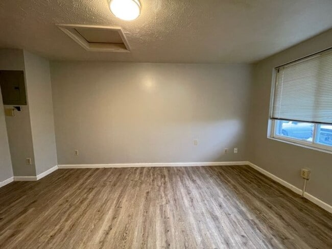 Building Photo - Daleville Studio - Open October 2025