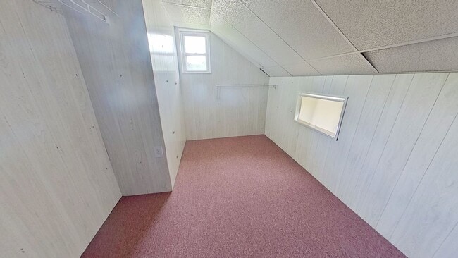 Building Photo - Duplex