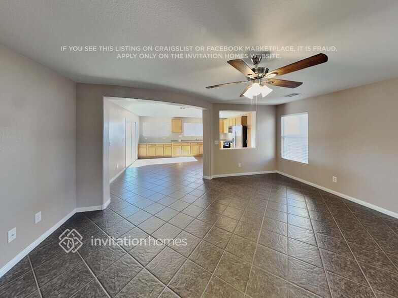 Building Photo - 12045 Spice Tree St