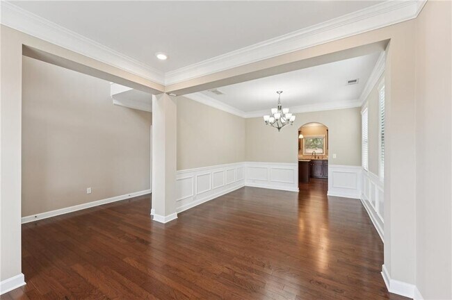 Building Photo - 6370 Shiloh Woods Dr