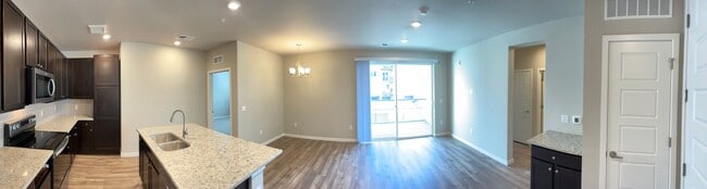 Building Photo - Newly Built Move-in Ready Modern Condo!