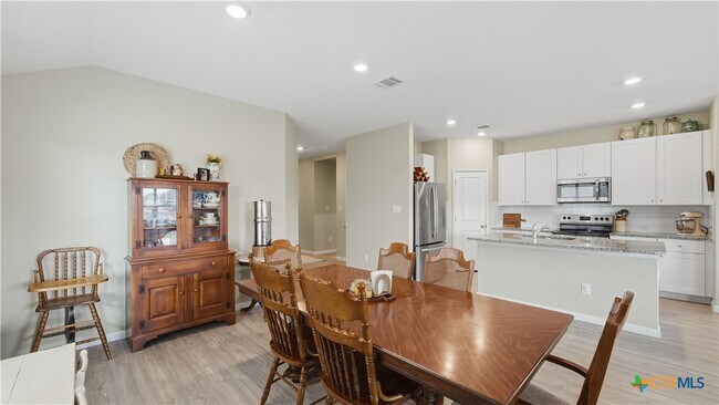 Building Photo - 2717 San Martin Ln