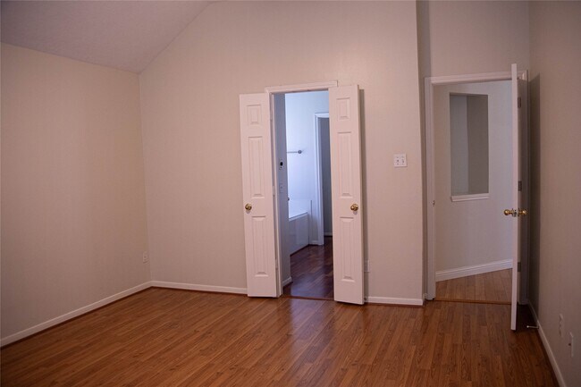 Building Photo - 130 Lissa Ln