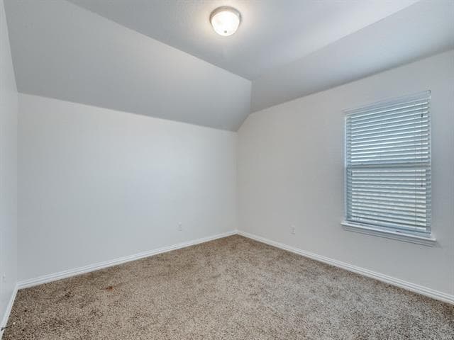 Building Photo - 2523 Linwood Dr