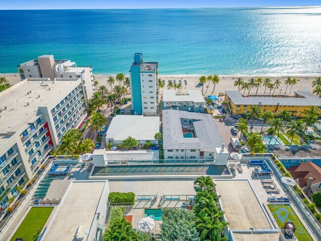 Building Photo - 777 N Ocean Dr