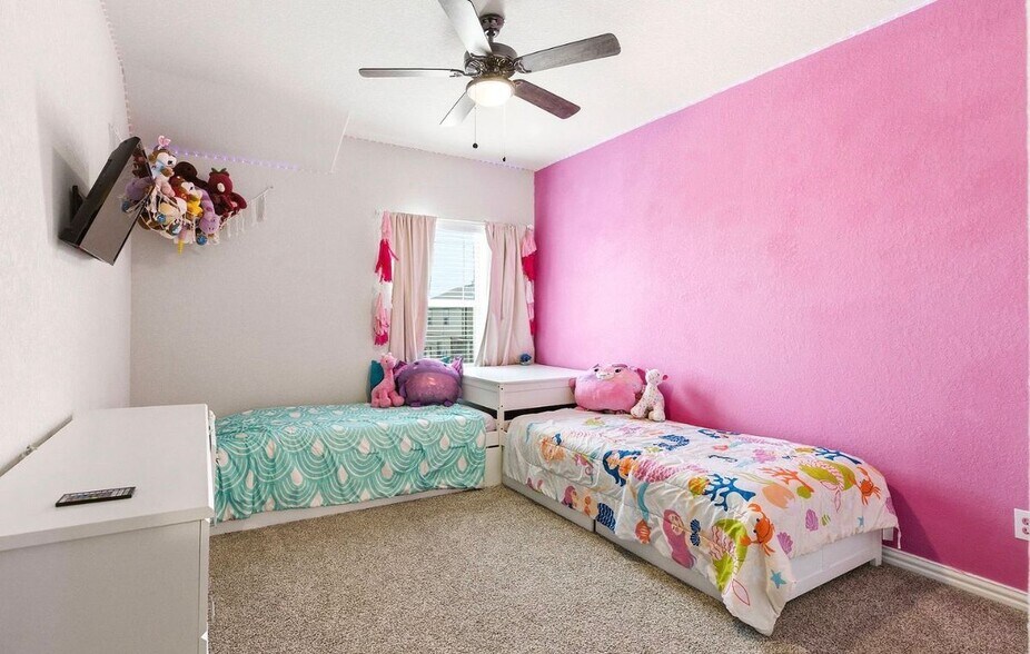 Building Photo - 2071 Chelsea Grv