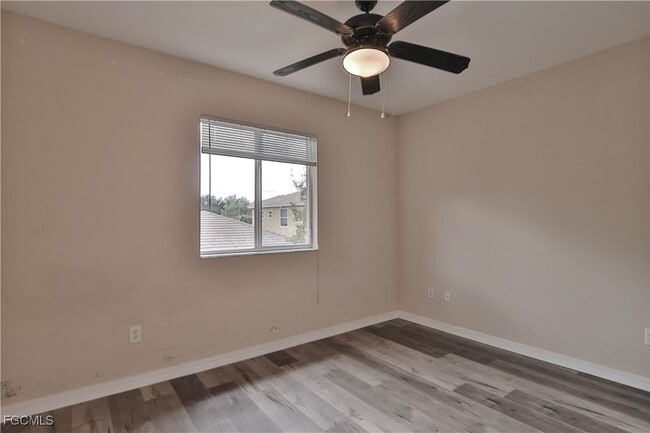 Building Photo - 10231 Tin Maple Dr