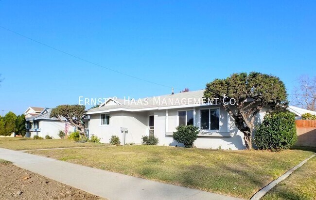 Building Photo - 3080 Palo Verde Ave