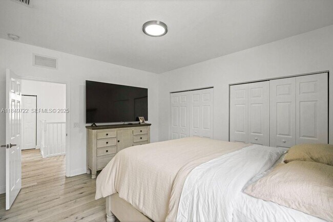 Building Photo - 10016 NW 89th Terrace