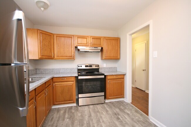 Building Photo - 3306 Bartee Ln NW