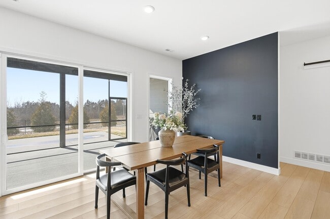 Building Photo - 1301 Haxby Ct