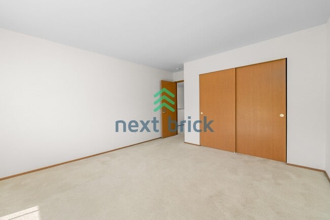 Building Photo - Charming Detached Cottage in Snoqualmie Ridge - Award Winning Schools!