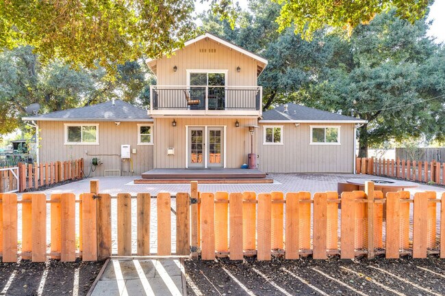 Building Photo - 1000 Monterey Rd