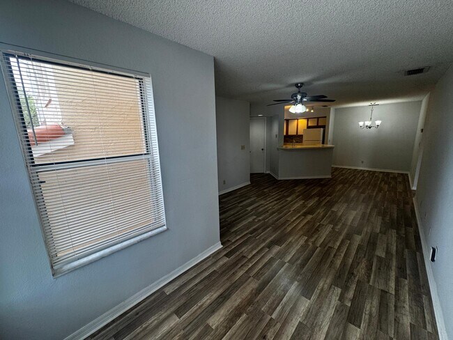 Building Photo - 3360 Pinewalk Dr N