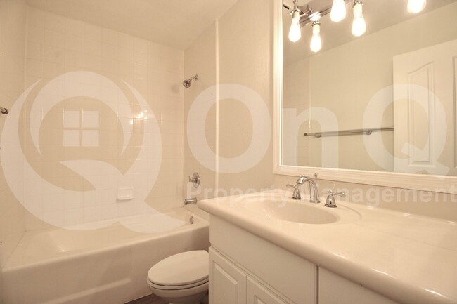 Building Photo - 5104 N 32nd St