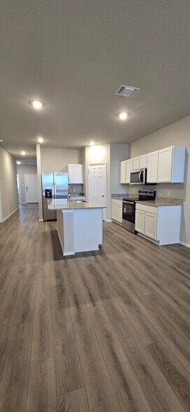 Building Photo - 1129 Stone Vly Rd