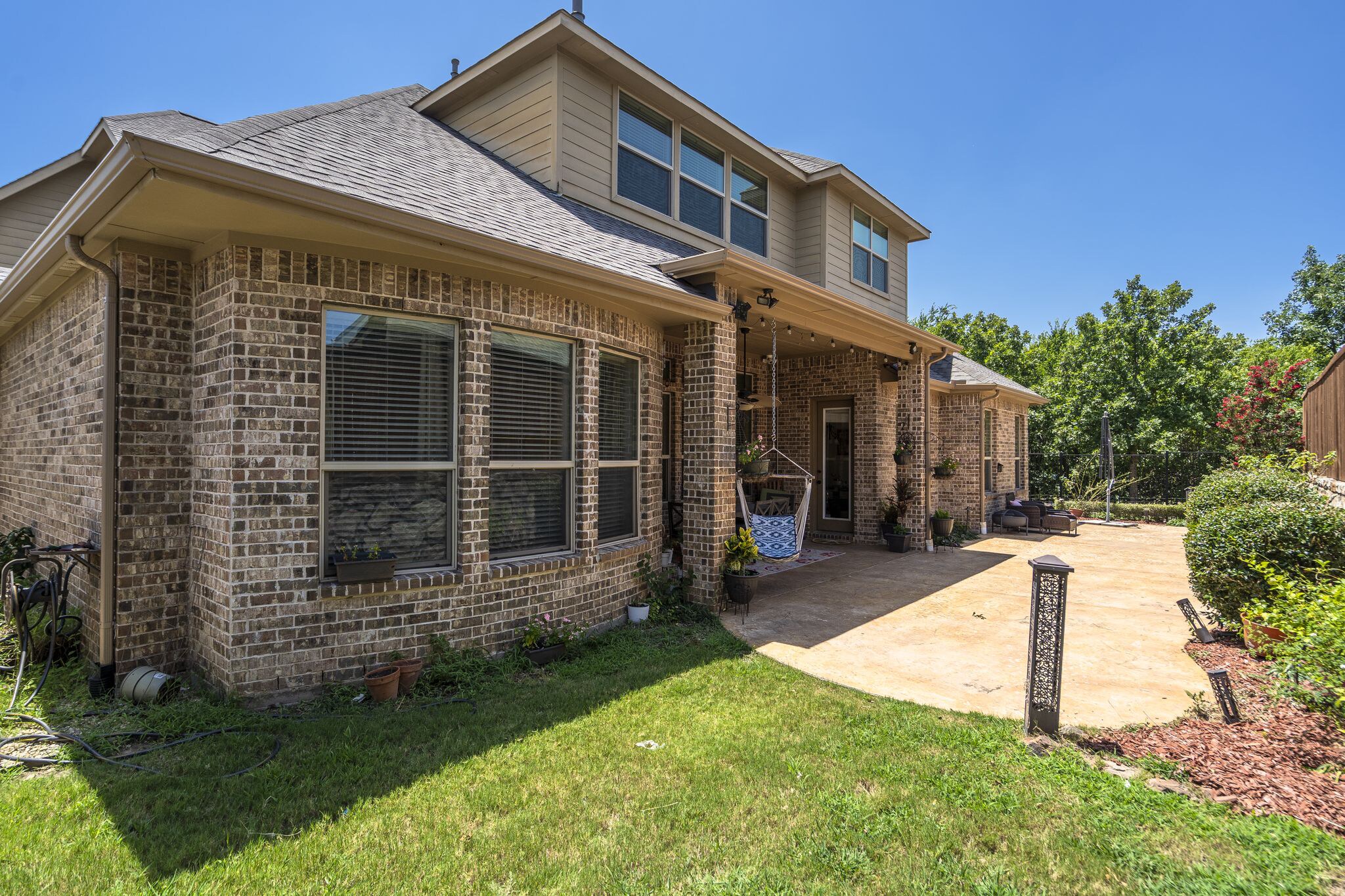 Building Photo - 1604 Woodrose Ct